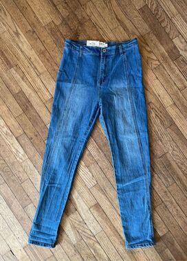 Umgee Women’s Jeans No Pockets 3 New